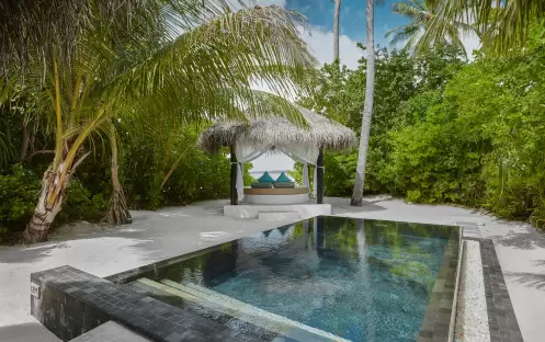 SSIF Deluxe Beach Villa Pool-6